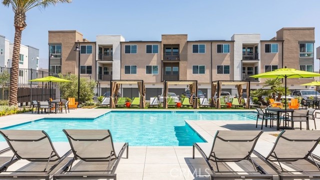 Detail Gallery Image 10 of 13 For 980 N Tangent Privado #101,  Ontario,  CA 91764 - 2 Beds | 2 Baths