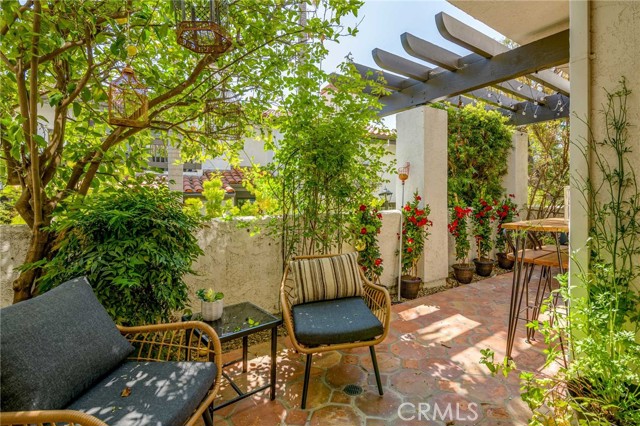 Detail Gallery Image 18 of 47 For 1550 Michael Ln, Pacific Palisades,  CA 90272 - 3 Beds | 3/1 Baths