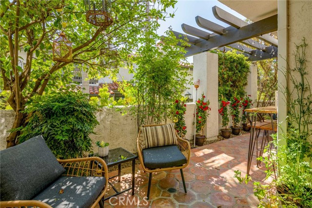 Detail Gallery Image 18 of 47 For 1550 Michael Ln, Pacific Palisades,  CA 90272 - 3 Beds | 3/1 Baths