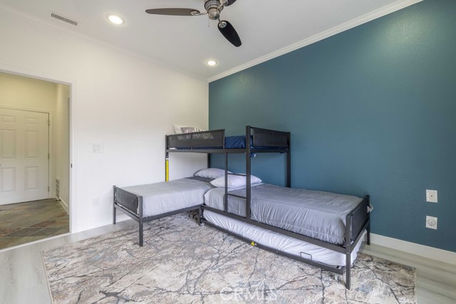 Detail Gallery Image 32 of 45 For 1842 Baldwin Lake, Big Bear City,  CA 92314 - 3 Beds | 2/1 Baths