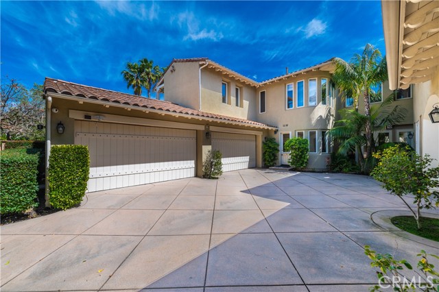 Detail Gallery Image 5 of 64 For 2355 Portrait Way, Tustin,  CA 92782 - 5 Beds | 5/1 Baths