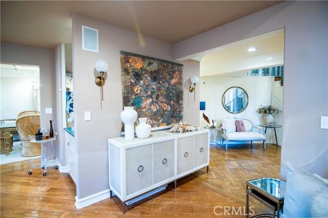 Detail Gallery Image 6 of 41 For 5770 E Lucia, Long Beach,  CA 90803 - 4 Beds | 4 Baths