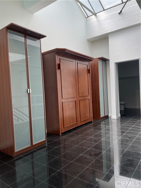 Detail Gallery Image 23 of 75 For 420 S San Pedro St #102,  Los Angeles,  CA 90013 - 2 Beds | 1/1 Baths