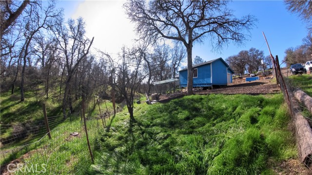 Detail Gallery Image 4 of 38 For 16463 33rd Ave, Clearlake,  CA 95422 - 3 Beds | 2 Baths