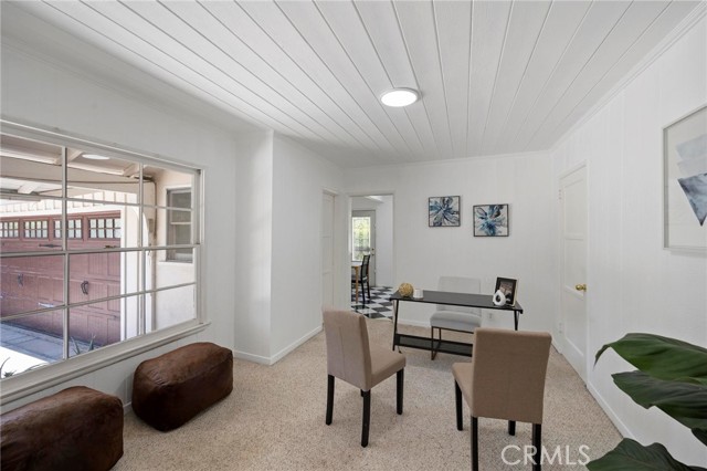 Detail Gallery Image 10 of 30 For 6820 Encino Ave, Van Nuys,  CA 91406 - 3 Beds | 2 Baths