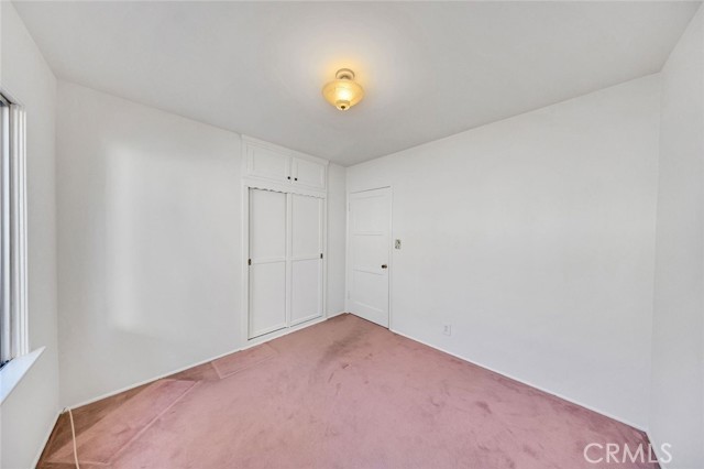 2412 Hagen photo 27