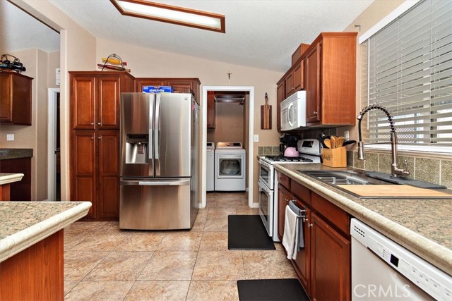 Detail Gallery Image 7 of 24 For 4080 Pedley Rd #47,  Riverside,  CA 92509 - 3 Beds | 2 Baths