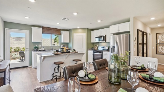 30723 Draco Drive, Winchester CA: https://media.crmls.org/medias/1df7f69a-4c9f-4df5-94d2-657222e12c3d.jpg
