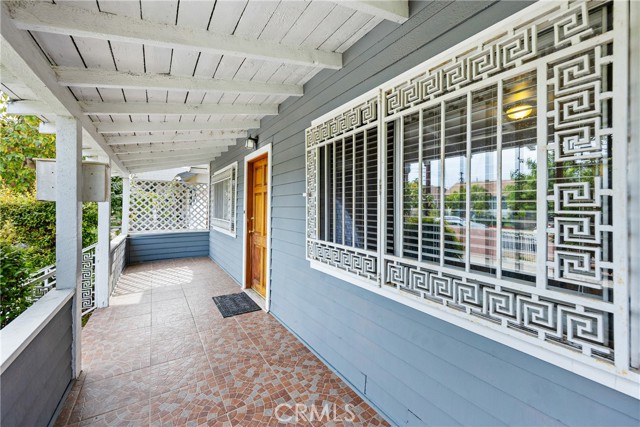 3132 East 3rd Street photo 4