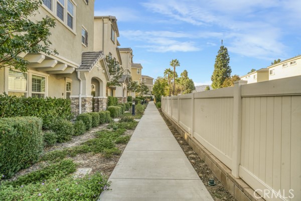 Detail Gallery Image 30 of 35 For 9126 Foster Ln, Chatsworth,  CA 91311 - 3 Beds | 2/1 Baths