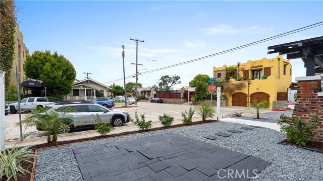 4095 Albatross Street, San Diego CA: https://media.crmls.org/medias/1df9ee4a-33e4-4cbe-8874-fdad068ce359.jpg