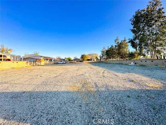 Detail Gallery Image 36 of 43 For 2117 Windflower Dr #108,  Rosamond,  CA 93560 - 5 Beds | 2 Baths