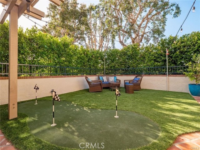 28 Santa Cruz Court, Manhattan Beach, California 90266, 3 Bedrooms Bedrooms, ,2 BathroomsBathrooms,Residential,Sold,Santa Cruz,SB24105601