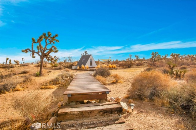 59427 La Crescenta Drive, Yucca Valley CA: https://media.crmls.org/medias/1dfa9d24-85fc-4042-9796-358bf205a4ff.jpg