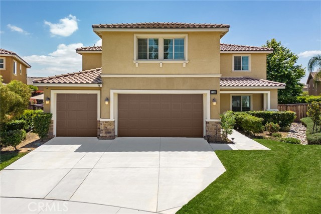 Detail Gallery Image 1 of 53 For 1283 W Tulip Circle, Beaumont,  CA 92223 - 5 Beds | 4 Baths