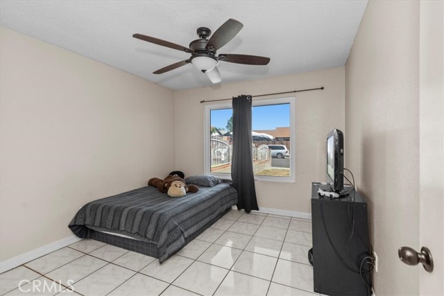 Detail Gallery Image 9 of 17 For 24155 Aylesbury Dr, Moreno Valley,  CA 92553 - 2 Beds | 2 Baths