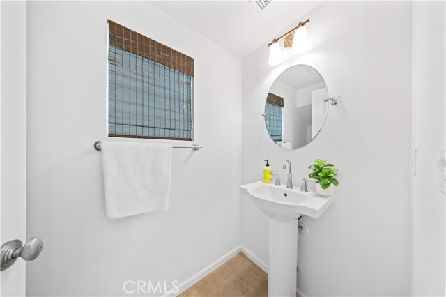 Detail Gallery Image 39 of 63 For 163 Rodeo, Irvine,  CA 92602 - 3 Beds | 2/1 Baths
