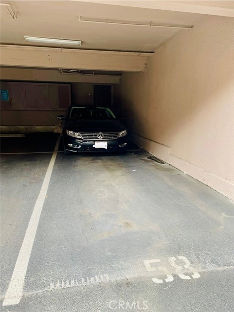8300 Manitoba Street, Playa del Rey CA: https://media.crmls.org/medias/1dff1a42-bddc-45dc-aaef-e5b431d098ec.jpg