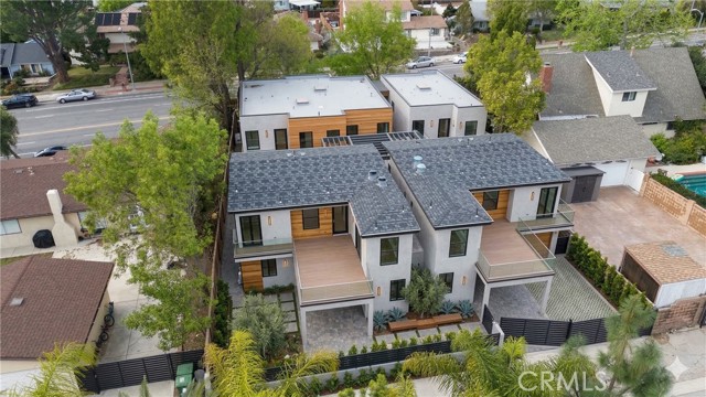 Front Image Thumbnail for CRSR26065556