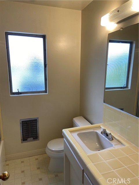 Detail Gallery Image 9 of 11 For 1032 Arcadia Ave, Arcadia,  CA 91007 - 2 Beds | 1 Baths