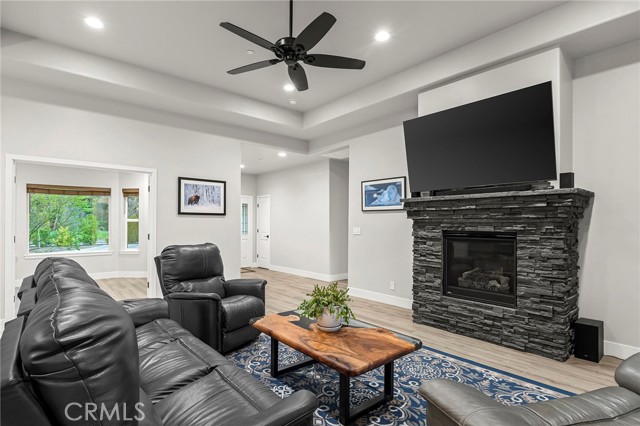 Detail Gallery Image 6 of 56 For 1345 W Lindo, Chico,  CA 95926 - 4 Beds | 3 Baths