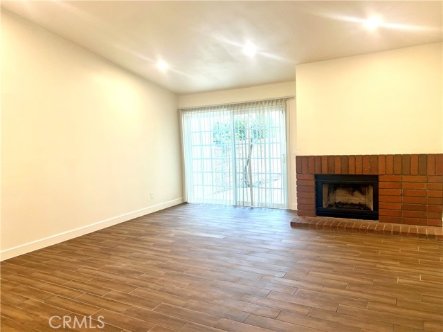 Detail Gallery Image 6 of 15 For 2123 Dublin #2,  Diamond Bar,  CA 91765 - 4 Beds | 3 Baths