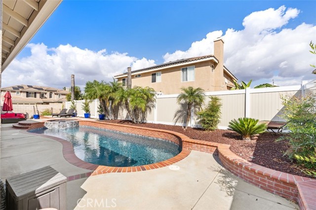 Detail Gallery Image 24 of 26 For 26102 Shady Brook Cir, Murrieta,  CA 92563 - 5 Beds | 2 Baths