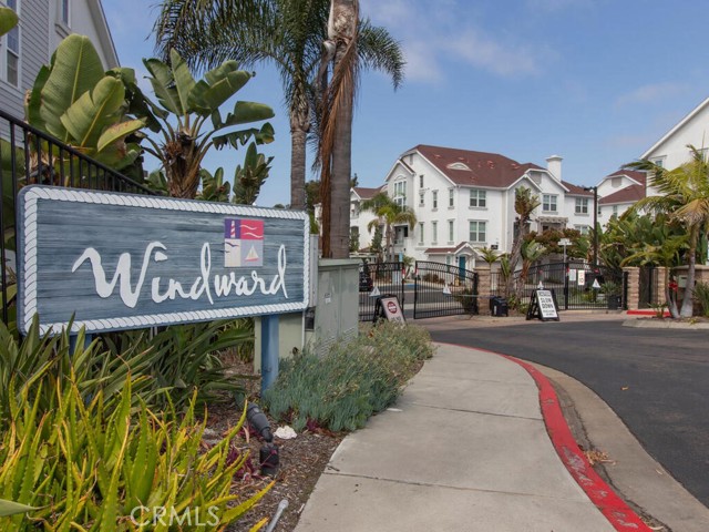 Detail Gallery Image 2 of 38 For 815 Harbor Cliff Way #239,  Oceanside,  CA 92054 - 3 Beds | 3/1 Baths