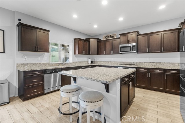 Detail Gallery Image 16 of 48 For 11264 Conner, Jurupa Valley,  CA 91752 - 5 Beds | 3 Baths