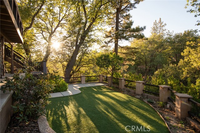 942 Lake Edge, Lake Arrowhead, CA 92352