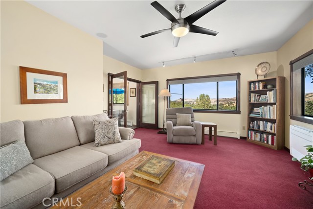 9055 Junipero Avenue, Atascadero CA: https://media.crmls.org/medias/1e022685-2003-4a87-a483-f2d2fc196310.jpg