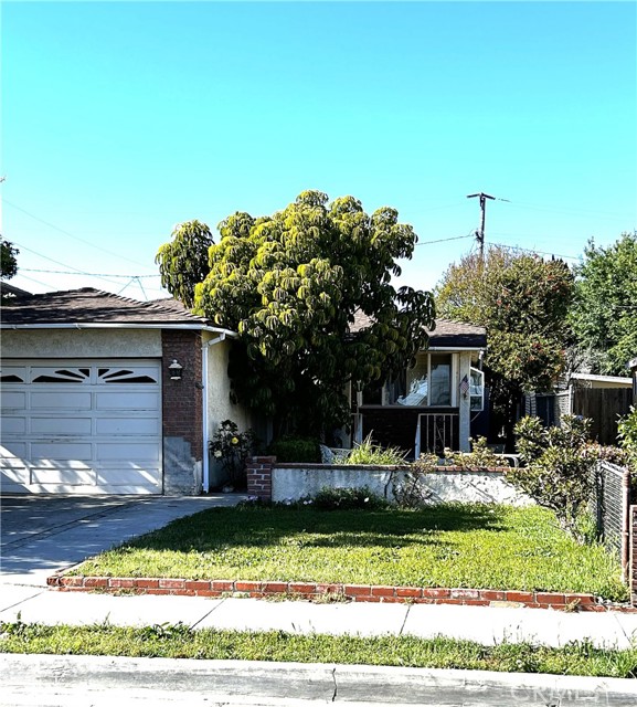 Detail Gallery Image 2 of 19 For 5017 W 142nd St, Hawthorne,  CA 90250 - 4 Beds | 2 Baths