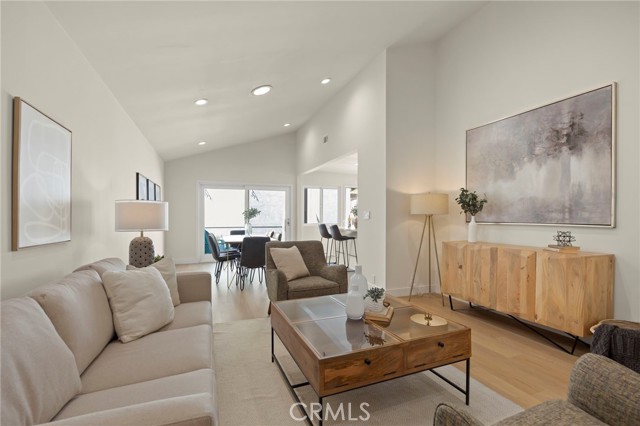 5657 Stanford Street photo 6