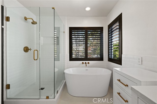 Detail Gallery Image 34 of 52 For 134 Monte Vista Ave a,  Costa Mesa,  CA 92627 - 3 Beds | 2/1 Baths