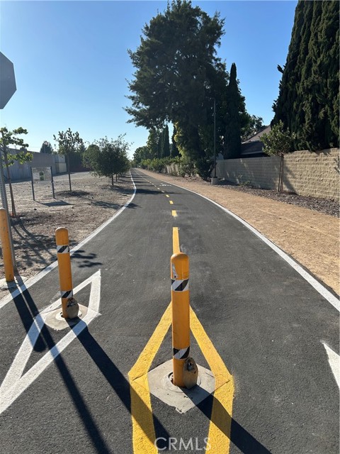 10591 Lakeside S Drive, Garden Grove CA: https://media.crmls.org/medias/1e03d59d-31cb-4522-90d7-a83e4462a994.jpg