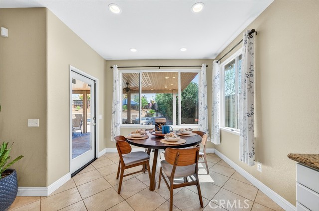 Detail Gallery Image 10 of 37 For 35978 Covington, Wildomar,  CA 92595 - 4 Beds | 3 Baths