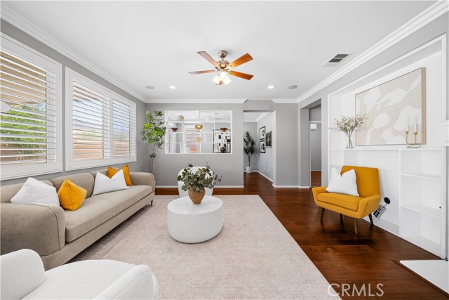 Detail Gallery Image 11 of 55 For 7626 Soaring Bird Ct, Corona,  CA 92880 - 5 Beds | 3 Baths