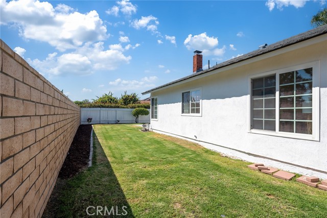 14181 Moore Ct., Irvine CA: https://media.crmls.org/medias/1e05f979-ca58-4f69-ba5d-74fde33f9269.jpg