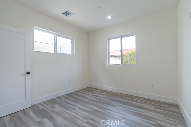 Detail Gallery Image 29 of 42 For 443 N Harvard Bld, Los Angeles,  CA 90004 - 3 Beds | 3 Baths
