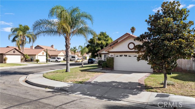 Detail Gallery Image 6 of 32 For 982 Merced Way, Hemet,  CA 92545 - 3 Beds | 2 Baths