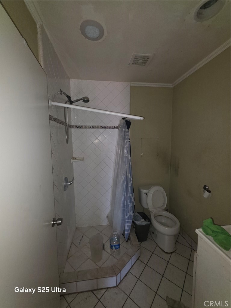 https://media.crmls.org/medias/1e07a225-7806-4b21-9e53-a055c448b230.jpg?preset=X-Large