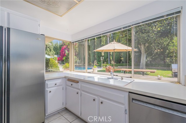 Detail Gallery Image 19 of 52 For 6050 Altmark Ave, Whittier,  CA 90601 - 4 Beds | 3 Baths