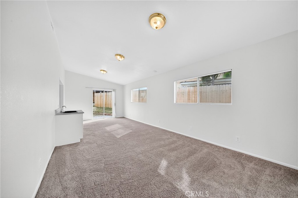 MLS #OC25249388 image #17