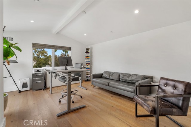 Detail Gallery Image 32 of 47 For 319 1/2 Jasmine, Corona Del Mar,  CA 92625 - 3 Beds | 3/1 Baths