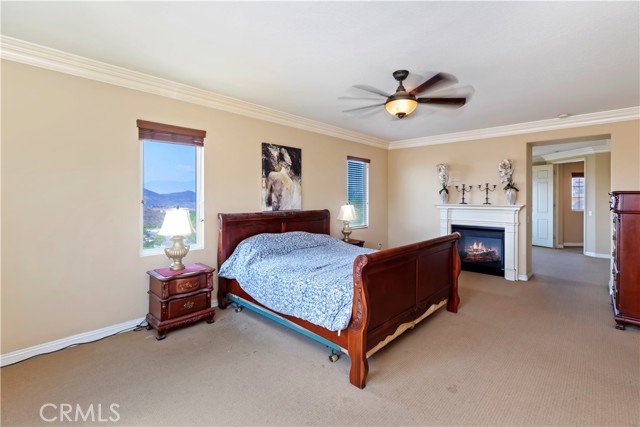 Image 29 of 56 For 15487 Skyridge Drive
