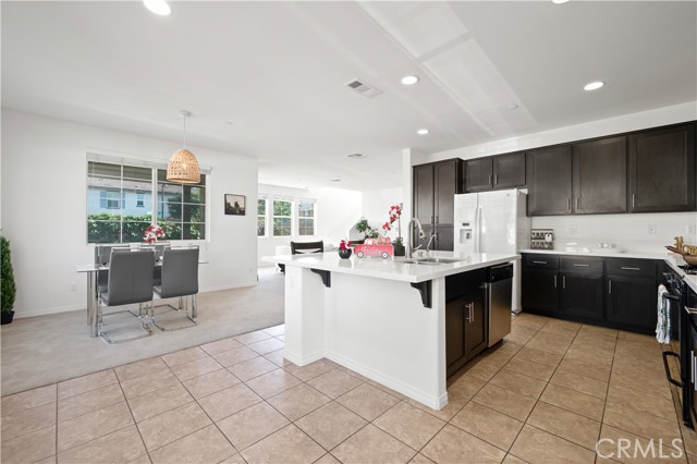 Detail Gallery Image 7 of 37 For 2890 S via Belamaria, Ontario,  CA 91762 - 4 Beds | 2/1 Baths