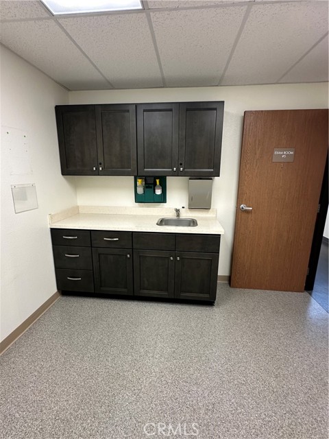 Image 5 of 24 For 2005 Garey Avenue