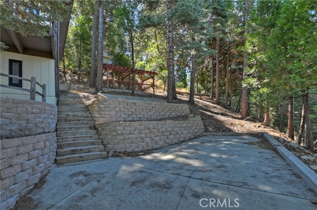 Detail Gallery Image 40 of 44 For 28545 Wabash Dr, Lake Arrowhead,  CA 92352 - 3 Beds | 2 Baths