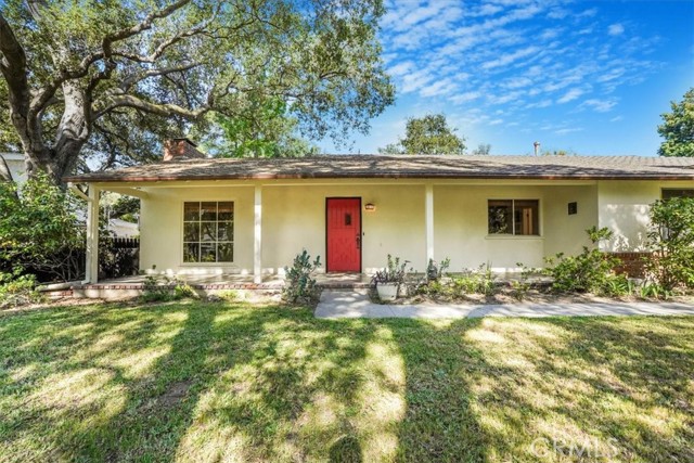 Detail Gallery Image 8 of 66 For 4859 Carmel Rd, La Canada Flintridge,  CA 91011 - 3 Beds | 3 Baths