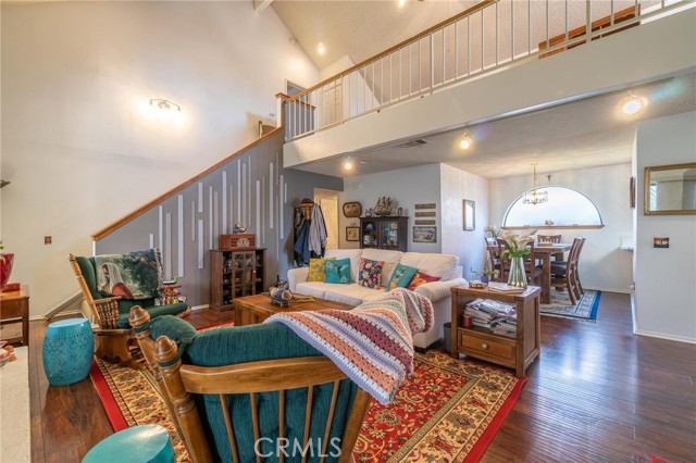19276 Pine Way, Apple Valley, CA, 92308 19276 Pine Way, Apple Valley, CA, 92308